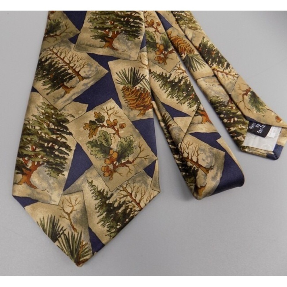 100% Silk Oscar de la Renta Tie Couture Tree Acorn Pinecone Print Hand Sewn USA - Picture 2 of 11